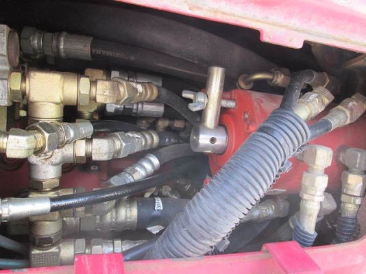 รถขุดเล็ก KOBELCO SK40SR-2 นำเข้าจากประเทศญี่ปุ่นแท้ รถขุดเล็ก KOBELCO SK40SR-2 นำเข้าจากประเทศญี่ปุ่นแท้