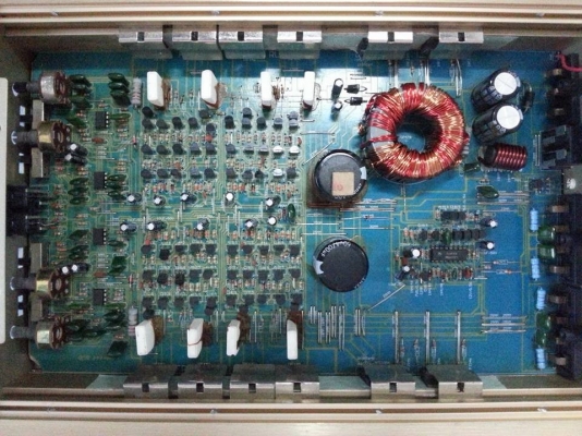 แอมป์ 4 แชลแนลการ์เทียร์ ga-444