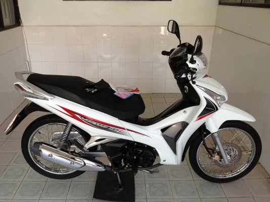 Wave125i โฉมล่าสุด ลายใหม่ สต๊าดมือ วิ่ง6000 ปี57 (ของแถม 4 รายการ)