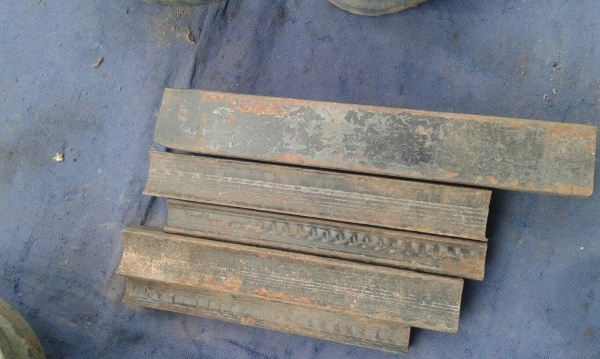 ตัวดัดเหล็ก ตัวดัดเหล็ก