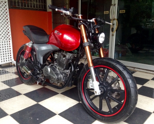 มาใหม่ส่งฟรีทั่วประเทศ RKV200 แต่งหล่อ