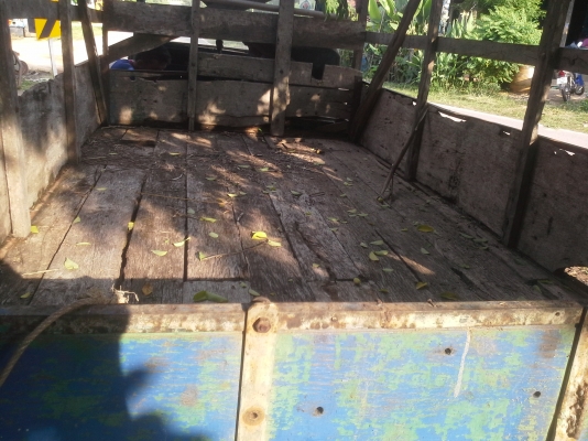 จองแล้ว พร้อมเปลี่ยนหัวให้สวยๆครับอีแต๋น ยันมาร์ 14 แรง เครื่องยังใหม่มาก(แค่เครื่องก็คุ้มแล้วครับ)  เกียร์อีซูซุ 100 ช่วงล่างโตโยต้า ไดน่า สตาร์ทมือ