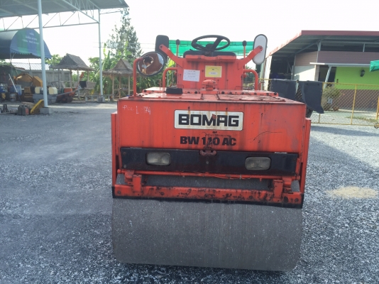 ขายรถบดBomagรุ่นB110Acมือสองญี่ปุ่นหน้าเหล็กหลังยาง2.5ตัน