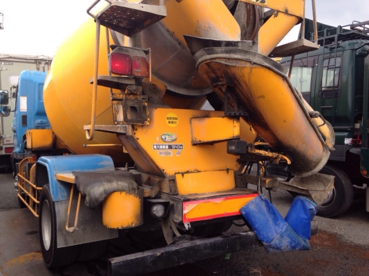 HINO FD7JDW เครื่องJO7E โม่6.3คิว HINO FD7JDW เครื่องJO7E โม่6.3คิว