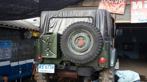 รถ jeep โฟวิวเครื่องอีซุ2800 ccเครื่องดี ภาษีไม่ขาด รถพร้อมใช้งาน เอกสารพร้อมโอน