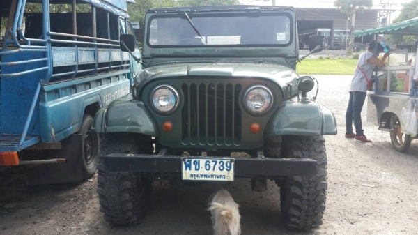 รถ jeep โฟวิวเครื่องอีซุ2800 ccเครื่องดี ภาษีไม่ขาด รถพร้อมใช้งาน เอกสารพร้อมโอน