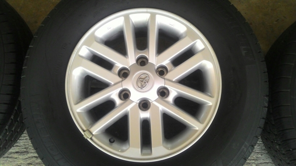 ขายล้อvigo17พร้อมยาง ขายล้อvigo17พร้อมยาง