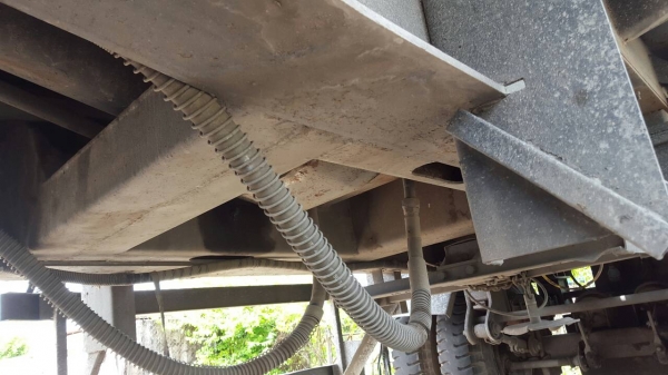 หางดั้มสองเพลา