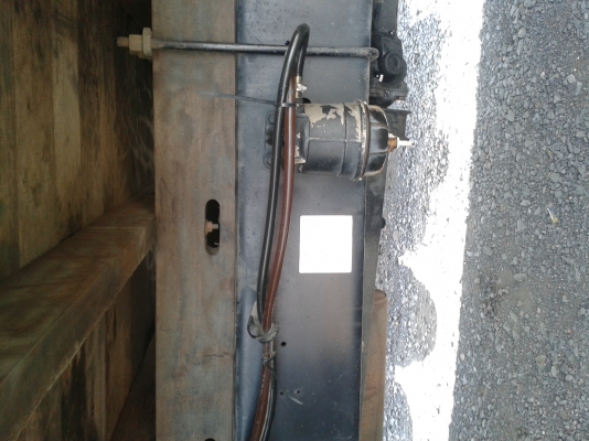 ขายหกล้อ HINO mage 144 แรง ขายหกล้อ HINO mage 144 แรง