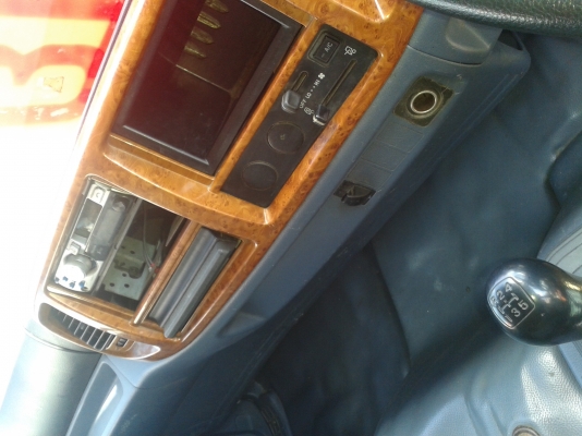 ขายหกล้อ HINO mage 144 แรง ขายหกล้อ HINO mage 144 แรง