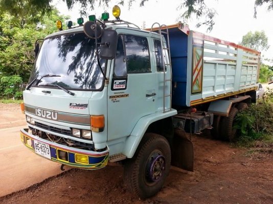 ขายดั้ม2เพลา ร็อกกี้220เทอร์โบอินเตอร์ พ.เพาเวอร์ เบรกทิฟฟี่ ภายในสวย แอร์เย็น เครื่องดีแคชซีสวย ยางดี สภาพพร้อมใช้งาน เอกสารพร้อมโอน สนใจโทร 090-8588220คุณนะ 093-3258446คุณบิว ID:narong498 หรือเข้าดูสินค้าอื่นๆได้ที่ www.truck.in.th/498 หรือเพจFacebook ณ