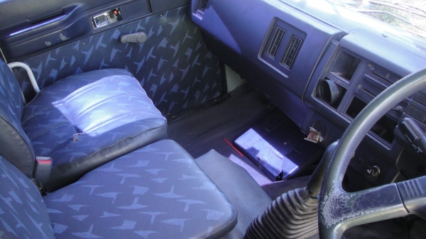 หัว ROCKY เก่านอก สวยเดิมๆ อุปกรณ์ครบยกใส่รถวิ่งได้เลย ราคาถูก หัว ROCKY เก่านอก สวยเดิมๆ อุปกรณ์ครบยกใส่รถวิ่งได้เลย ราคาถูก