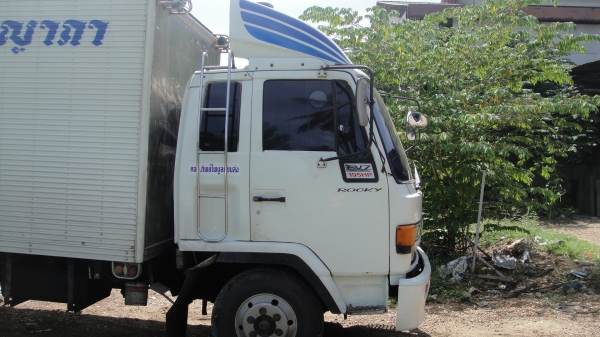 หัว ROCKY เก่านอก สวยเดิมๆ อุปกรณ์ครบยกใส่รถวิ่งได้เลย ราคาถูก หัว ROCKY เก่านอก สวยเดิมๆ อุปกรณ์ครบยกใส่รถวิ่งได้เลย ราคาถูก