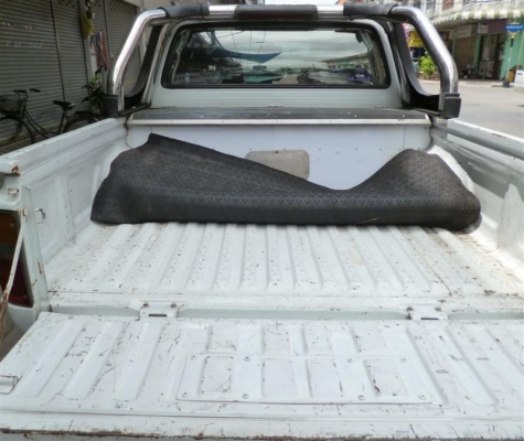 TOYOTA สี่ประตูโรงงานแท้ ขาย 82000 บาทครับ TOYOTA สี่ประตูโรงงานแท้ ขาย 82000 บาทครับ