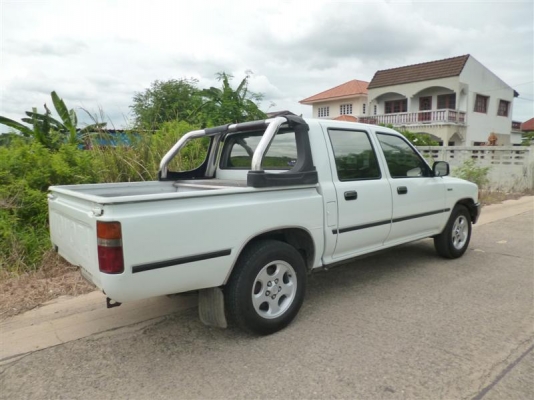 TOYOTA สี่ประตูโรงงานแท้ ขาย 82000 บาทครับ