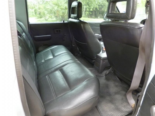 TOYOTA สี่ประตูโรงงานแท้ ขาย 82000 บาทครับ TOYOTA สี่ประตูโรงงานแท้ ขาย 82000 บาทครับ