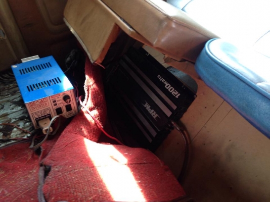 ขายรถตู้ 2jz lpg หัวฉีด versus ปี2004 ไม่เคยชน บางเจี๊ยบ