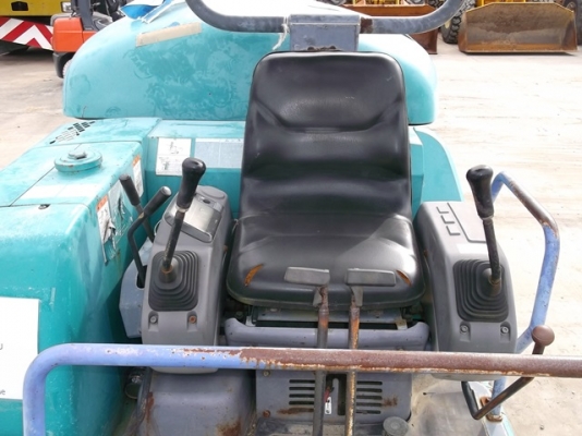 PC30-7E # 28163 7991ชั่วโมง รถปี1995  เก่าญี่ปุ่น