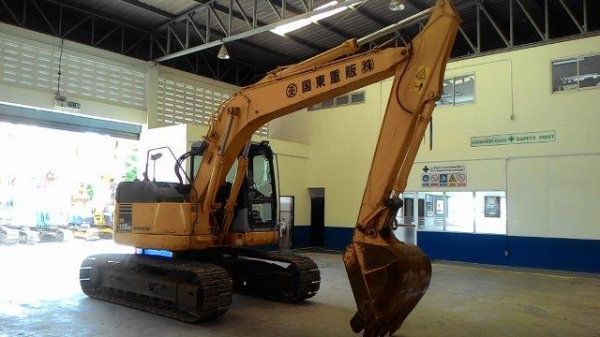 PC30-7E # 28163 7991ชั่วโมง รถปี1995  เก่าญี่ปุ่น