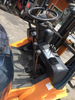 ขาย ฟอล์คลิฟต์ 3 ตัน TOYOTA 7FD30 รถเก่านำเข้าจากญี่ปุ่น