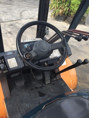 ขาย ฟอล์คลิฟต์ 3 ตัน TOYOTA 7FD30 รถเก่านำเข้าจากญี่ปุ่น เสา 4 เมตร