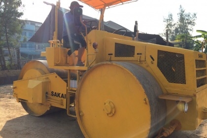 ขายด่วนรถบด3ล้อเหล็ก SAKAI R2 พร้อมใช้งาน เล่มทะเบียน ขายด่วนรถบด3ล้อเหล็ก SAKAI R2 พร้อมใช้งาน เล่มทะเบียน