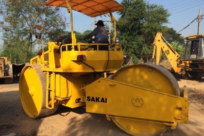 ขายด่วนรถบด3ล้อเหล็ก SAKAI R2 พร้อมใช้งาน เล่มทะเบียน ขายด่วนรถบด3ล้อเหล็ก SAKAI R2 พร้อมใช้งาน เล่มทะเบียน