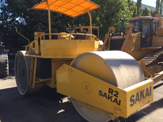 ขายด่วนรถบด3ล้อเหล็ก SAKAI R2 พร้อมใช้งาน เล่มทะเบียน ขายด่วนรถบด3ล้อเหล็ก SAKAI R2 พร้อมใช้งาน เล่มทะเบียน