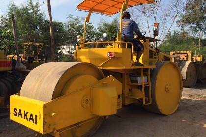 ขายด่วนรถบด3ล้อเหล็ก SAKAI R2 พร้อมใช้งาน เล่มทะเบียน ขายด่วนรถบด3ล้อเหล็ก SAKAI R2 พร้อมใช้งาน เล่มทะเบียน