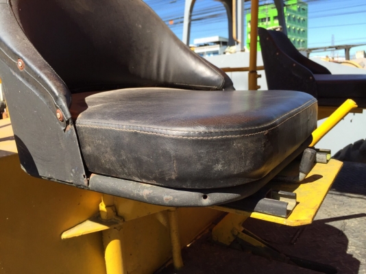 ขายด่วนรถบด3ล้อเหล็ก SAKAI R2 พร้อมใช้งาน เล่มทะเบียน ขายด่วนรถบด3ล้อเหล็ก SAKAI R2 พร้อมใช้งาน เล่มทะเบียน