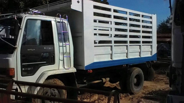 ขายดั้มเกษตร เครื่อง185แรง สภาพพร้อมใช้งาน เอกสารพร้อมโอน สนใจโทร 090-8588220คุณนะ 093-3258446คุณบิว ID:narong498 หรือเข้าดูสินค้าอื่นๆได้ที่ www.truck.in.th/498 หรือเพจFacebook ณรงค์ ซื้อขายรถมือสอง (เว็บไซต์ส่วนตัว) หรือFacebook ตลาดรถมือสอง คุณนะ