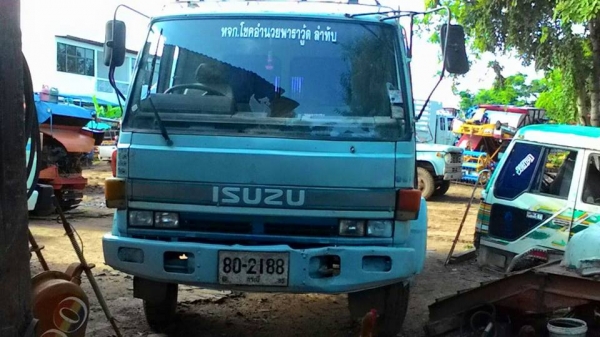 ขายดั้มร็อกกี้165แรง เครื่องดีแคชซีสวย สภาพพร้อมใช้งาน เอกสารพร้อมโอน สนใจโทร 090-8588220คุณนะ 093-3258446คุณบิว ID:narong498 หรือเข้าดูสินค้าอื่นๆได้ที่ www.truck.in.th/498 หรือเพจFacebook ณรงค์ ซื้อขายรถมือสอง (เว็บไซต์ส่วนตัว) หรือFacebook ตลาดรถมือสอง