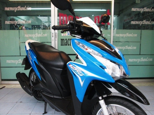 CLICK 125 i สีน้ำเงิน รถเดือน พฤษภาคม ปี 2557 ไมล์ 4 พันโล  แถม 3 รายการ 34900