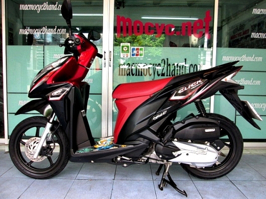 CLICK 125 i รุ่นท๊อปสุด id lingstop combibrake สีดำแดง รถเดือน พ.ค.ปี56 ไมล์ 8 พันโล แถม 3 รายการ 37900