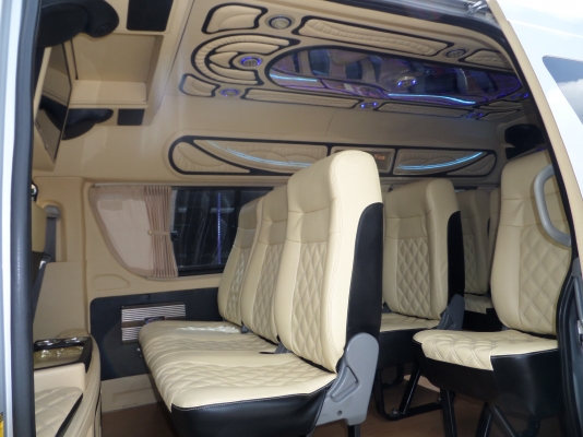 **สวยสุดๆ**COMMUTER ปี2008 D4D แต่งเต็มทั้งคัน แสงสีเสียงจัดเต็ม ราคา779,000 สนใจโทรติดต่อด่วน 087-775-8887