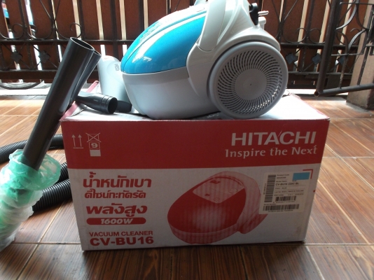 เครื่องดูดฝุ่น HITACHI 1600W ใช้งานได้ปกติ ซื่อมาใช้งานครั้งเดียว
