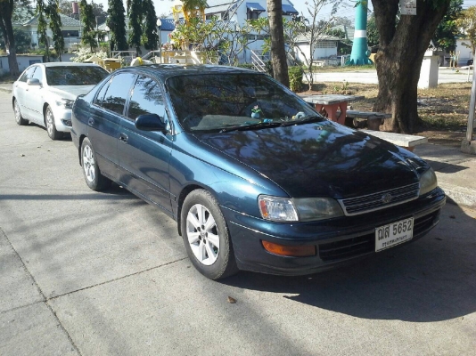 ขายครับรถโตโยต้าโคโลน่ารถผู้หญิงใช้ครับสภาพดีมาก