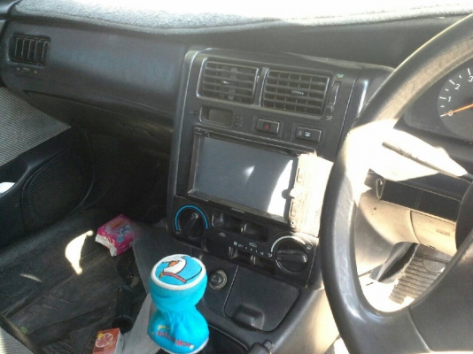 ขายครับรถโตโยต้าโคโลน่ารถผู้หญิงใช้ครับสภาพดีมาก