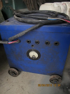 ขายหม้อแปลงไฟ เข้า380โวลท์ออก200โวลท์พร้อมใช้