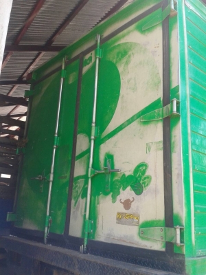 HINO FB ตู้แห้งนะครับ ตู้ยาว 4.20 เมตร กว้าง 2.27 เมตร มัดจำแล้วครับ10000 บาท ขอบคุณครับ