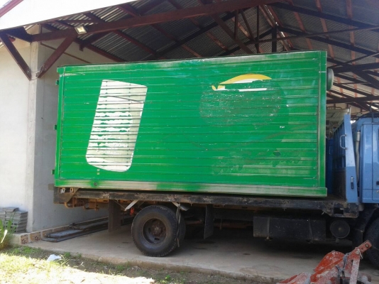 HINO FB ตู้แห้งนะครับ ตู้ยาว 4.20 เมตร กว้าง 2.27 เมตร มัดจำแล้วครับ10000 บาท ขอบคุณครับ