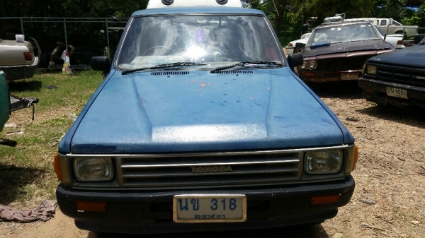 ฮีโร่ 4 ประตู เครื่องเดิม 1Y ทะเบียนถึง ก.พ.59 พร้อมโอน ขับกลับ 39,000 บาท