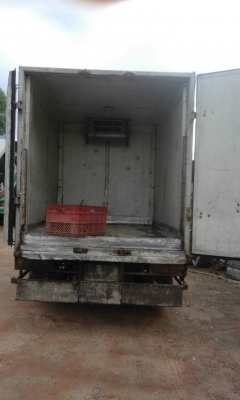 TOYOTA TIGER 2.5 ปี42 ตู้เย็นลงเล่มแล้ว  ทะเบียนไม่ขาด พร้อมใช้ครับ