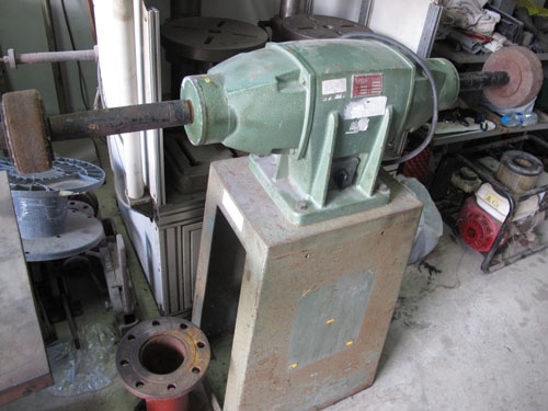 ขายมอเตอร์หินเจียรของนอกแท้ 5แรงพร้อมแท่นวาง