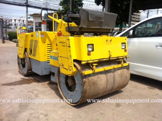 รถบด SAKAI รุ่น SW500 S/N 304XX สภาพดีมาก บจก.สหสินอีควิปเม้นท์ โทร.081-5851880, 02-5168100-1 www.sahasinequipment.com