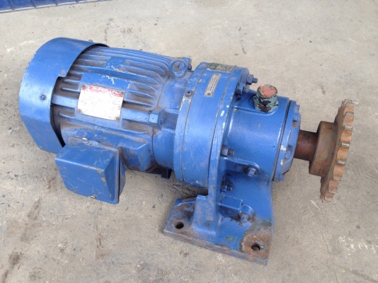 ขายมอเตอร์เกียร์ Cycro drive Sumitomo มอเตอร์ mitsubishi 5HP. 380V อัตราทด 1:30 สภาพดี วิ่งนิ่ม พร้อมใช้งาน