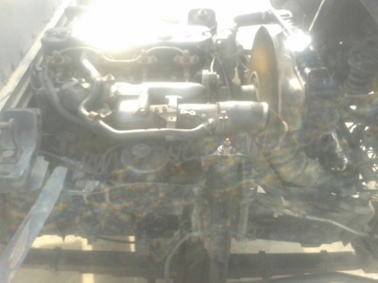 รถบรรทุก 6 ล้อ ISUZU ELF ตู้บรรทุก