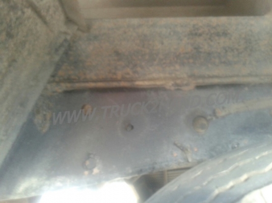 รถบรรทุก 6 ล้อ ISUZU ELF ตู้บรรทุก