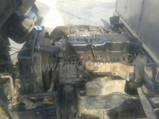 รถบรรทุก 6 ล้อ ISUZU ELF ตู้บรรทุก