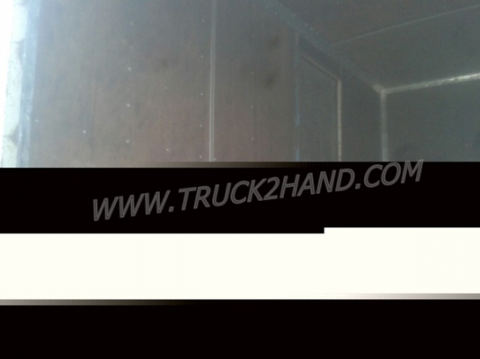 รถบรรทุก 6 ล้อ ISUZU ELF ตู้บรรทุก